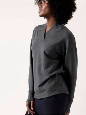 Athleta Clarity V-Neck Sweatshirt, Dark Heather Gray